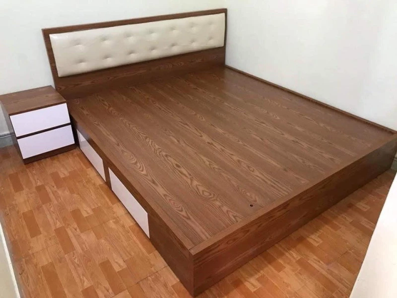 Giường ngủ giá rẻ gỗ CN GN02 có đệm đầu giường