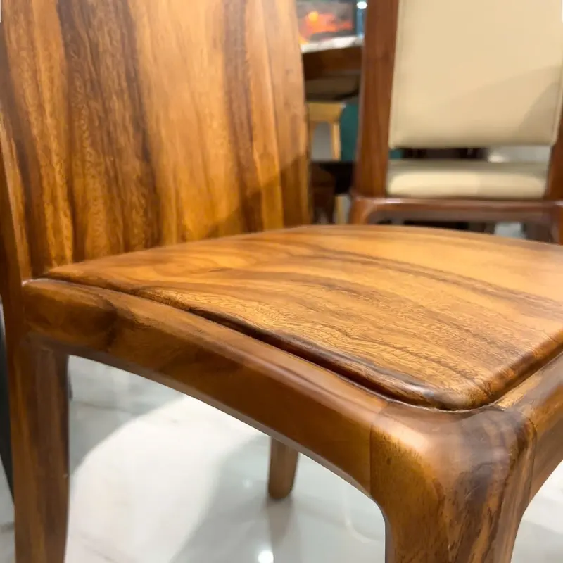 Cận chất Ghế gỗ me tây Pula