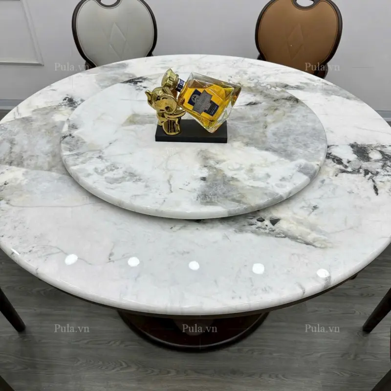 Mặt đá cẩm thạch tinh tế, sang trọng