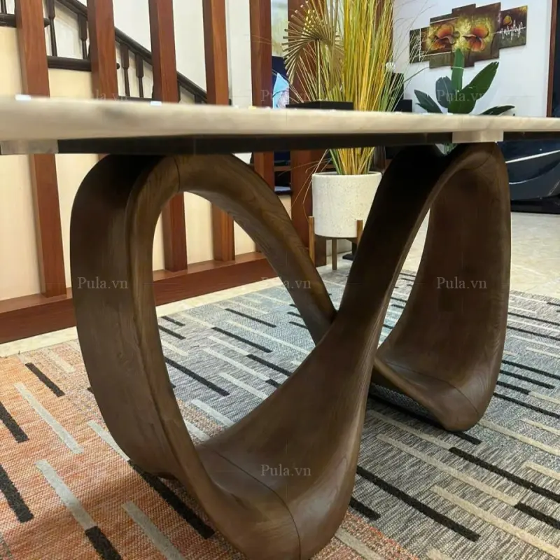 Cận cảnh chân bàn