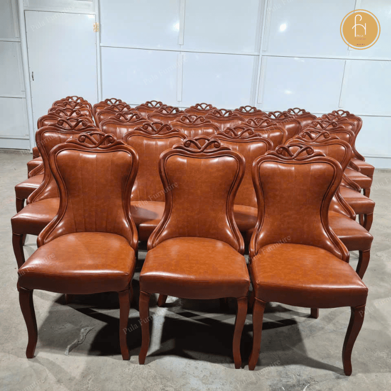 Ghế được kiểm tra chất lượng trước khi xuất xưởng 