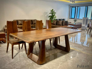 Bàn ăn gỗ Óc chó tại Pula Furniture