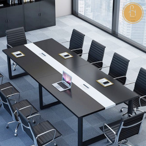 Bàn ghế kích thước lớn phù hợp cho các cuộc họp công ty