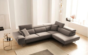 Ánh sáng tự nhiên giúp tăng thêm vẻ đẹp của sofa