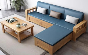 Một bàn trà nằm cạnh sofa giúp cho phòng khách của bạn tinh tế hơn