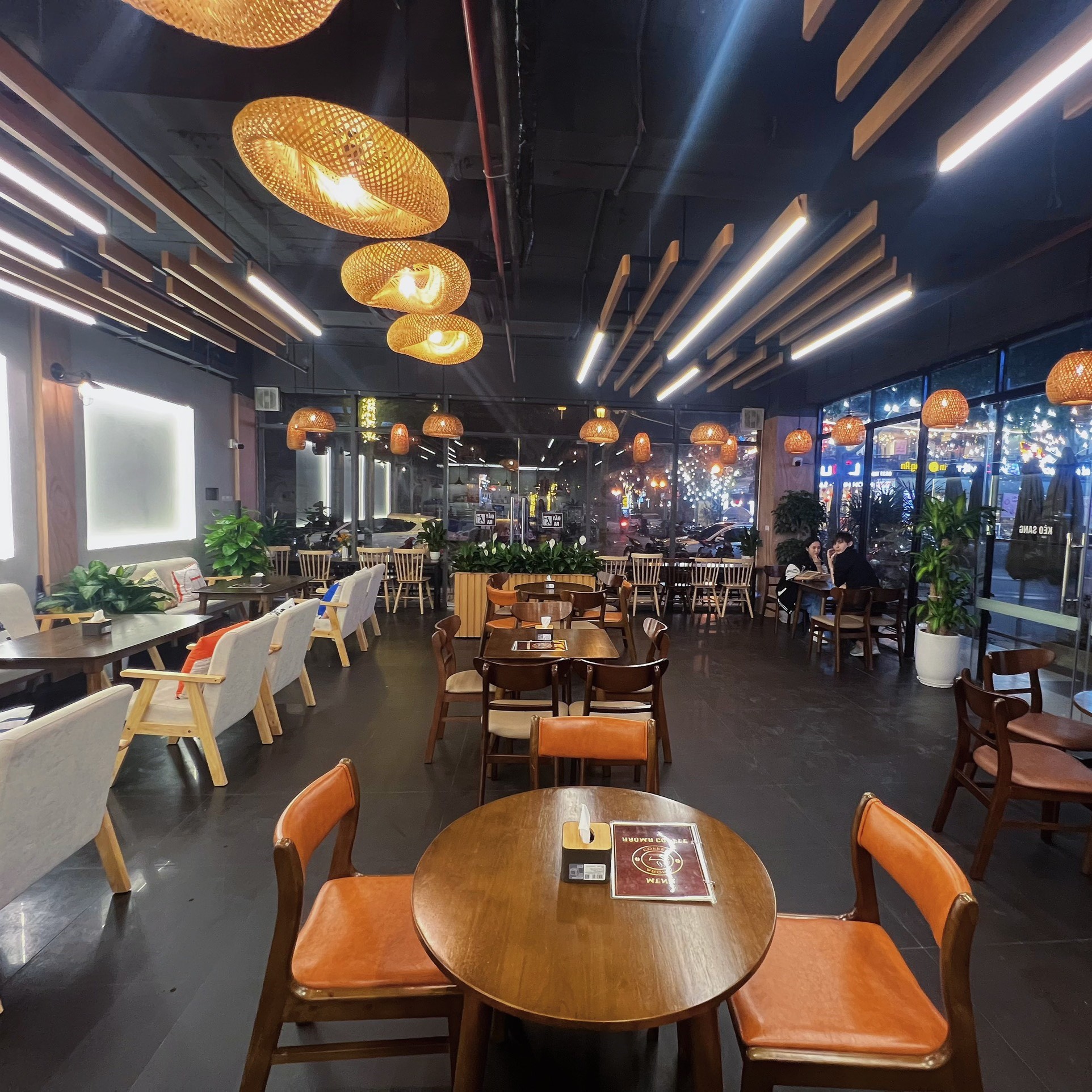 Bàn Ghế Cafe Nhà Hàng