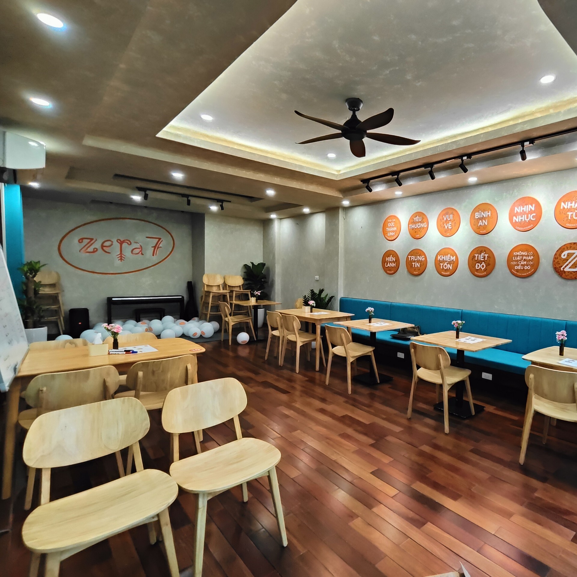 Bàn Ghế Cafe Nhà Hàng