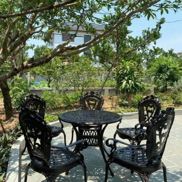 Bộ Bàn Ghế Ngoài Trời Sân Vườn