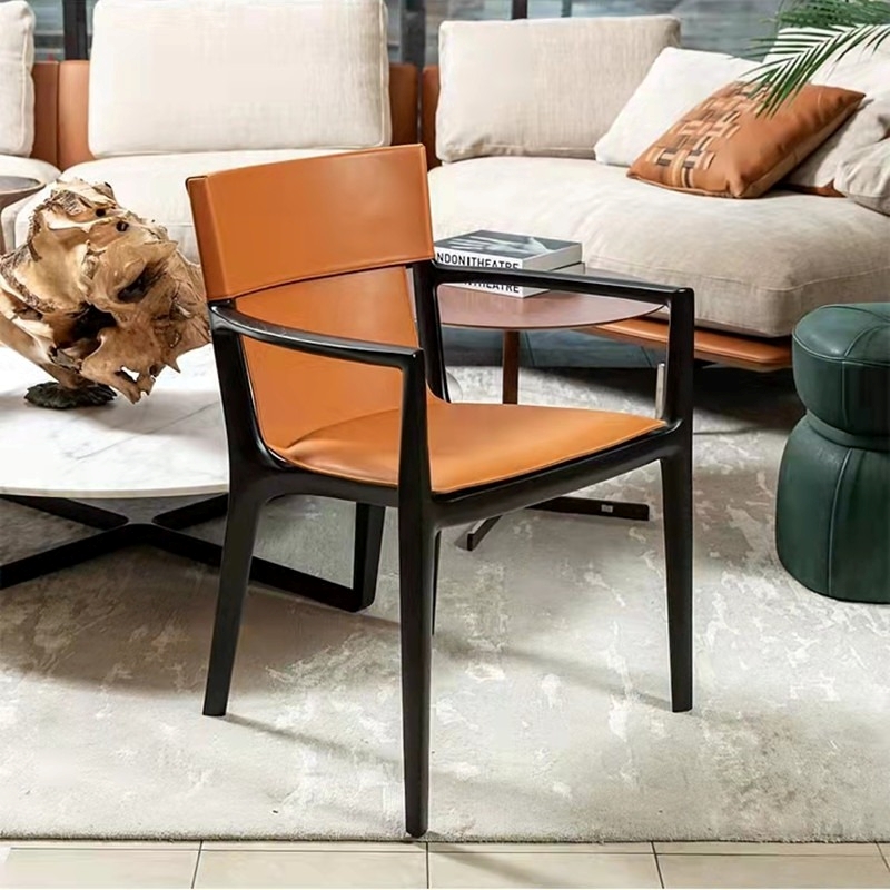 Ghế ăn gỗ bọc da cao cấp Isadora có tay