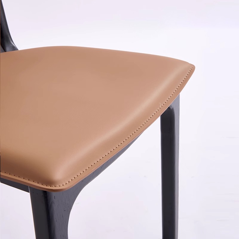 Ghế ăn gỗ bọc da cao cấp Isadora không tay