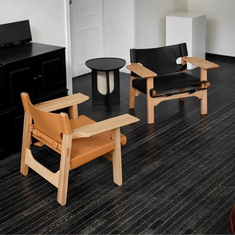 Ghế Armchair cao cấp Chalet