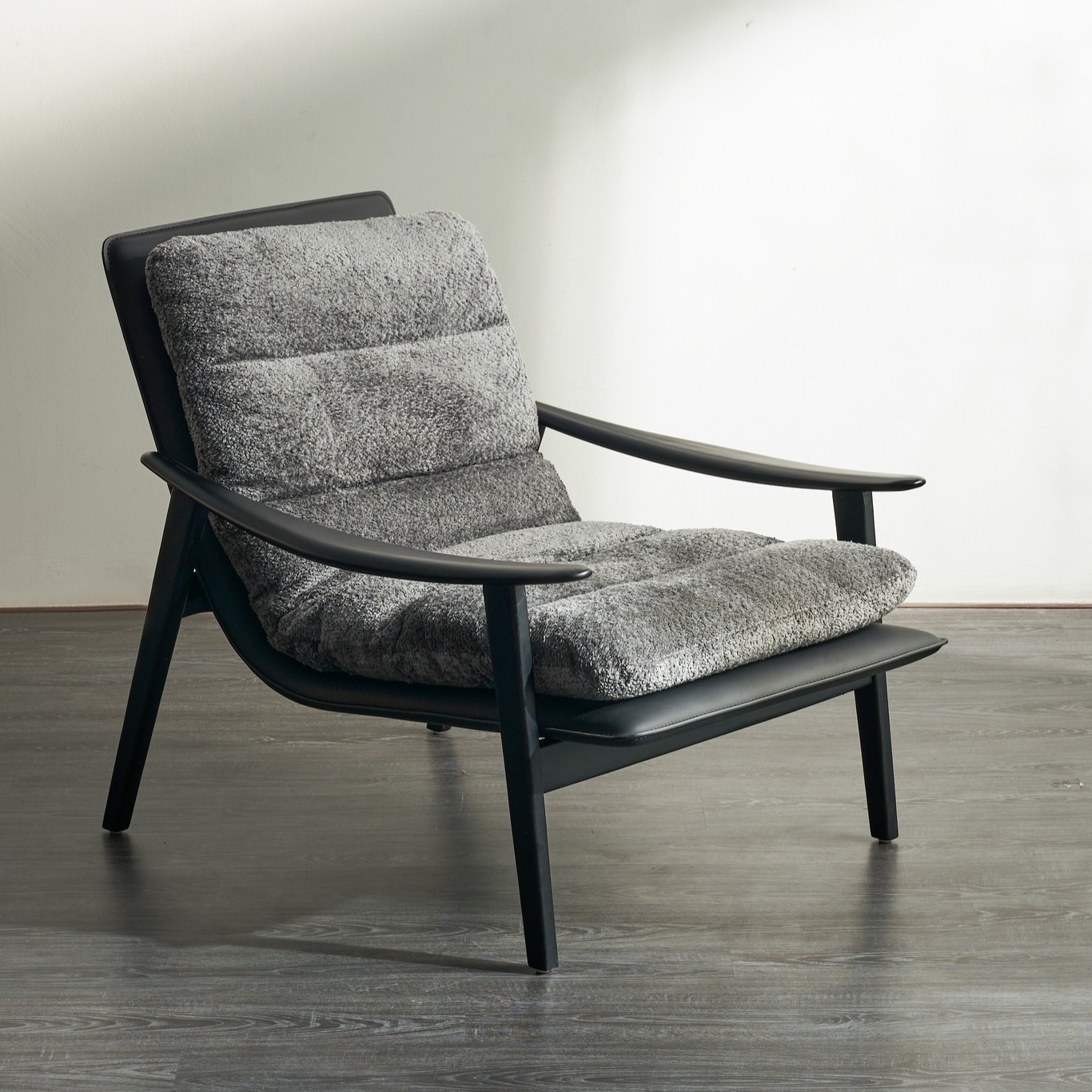 Ghế Armchair thư giãn Fynn