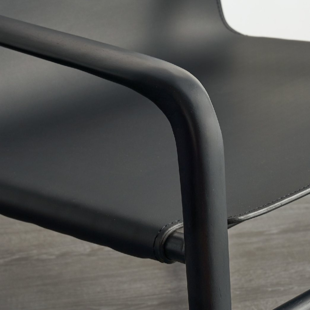 Ghế Armchair thư giãn gỗ bọc da cao cấp Soul