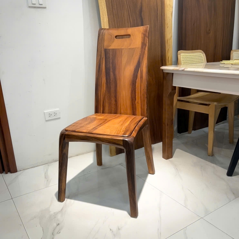 Ghế gỗ me tây Pula