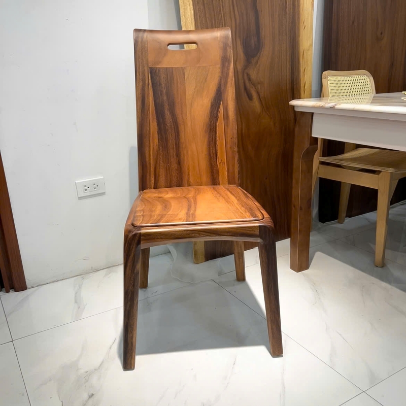 Ghế gỗ me tây Pula