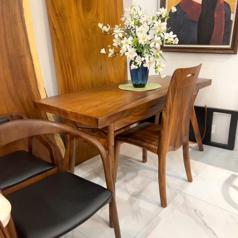 Ghế gỗ me tây Pula